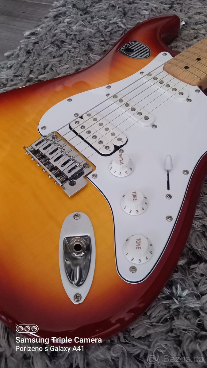 Fender Squier Affinity Stratocaster - 3