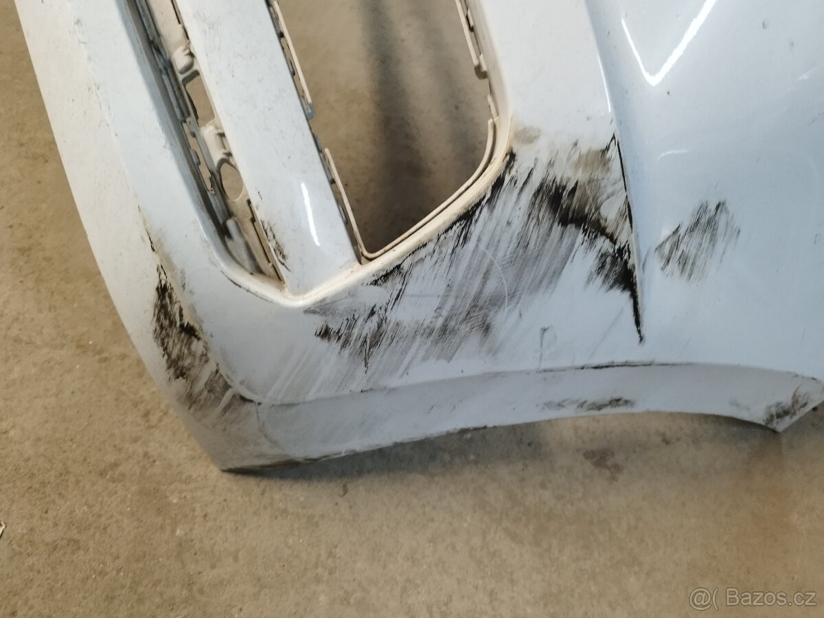 Přední nárazník VW touran - 3