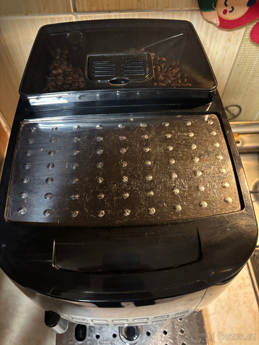 Delonghi Magnifica S - 3