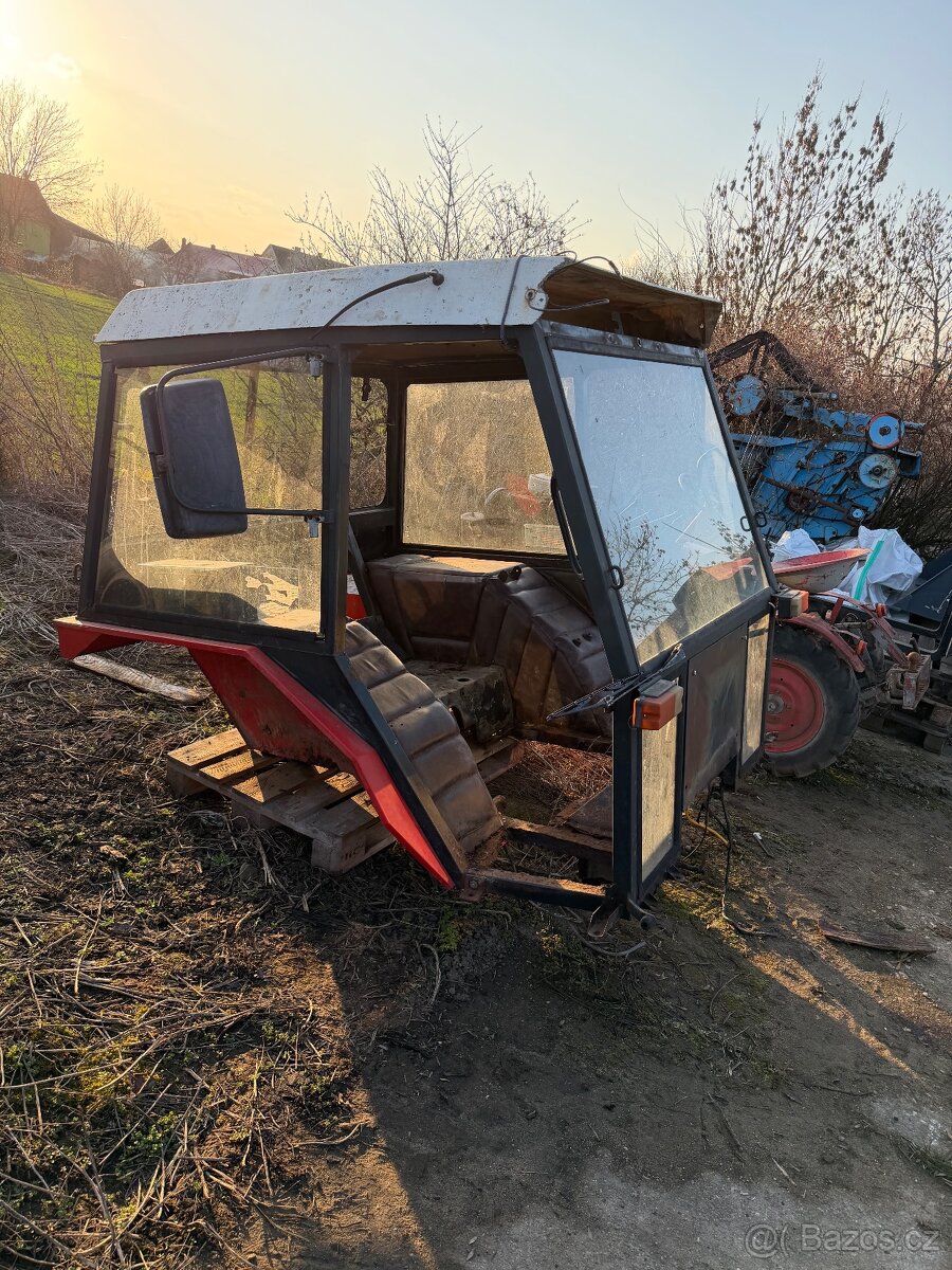 Kabina Zetor - 3