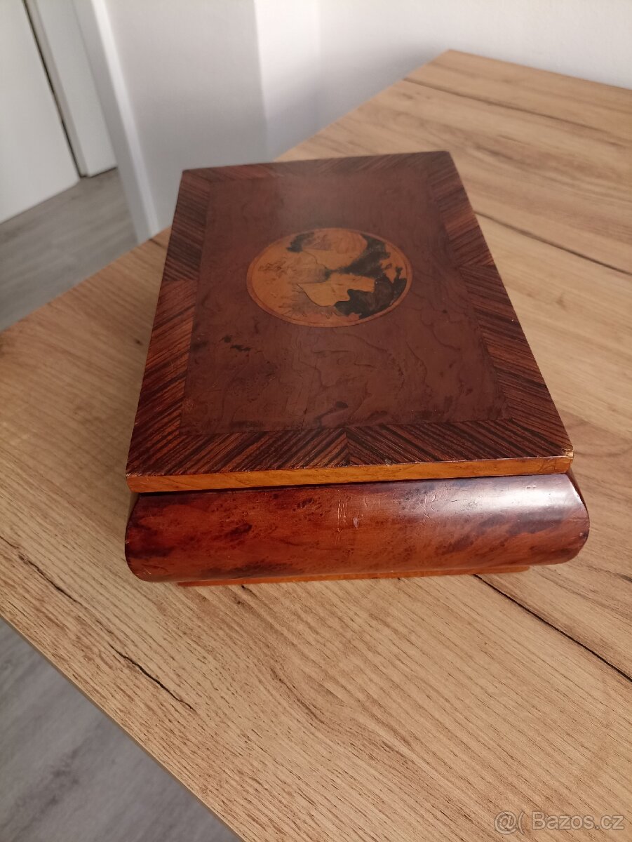 Starožitná šperkovnice - 3