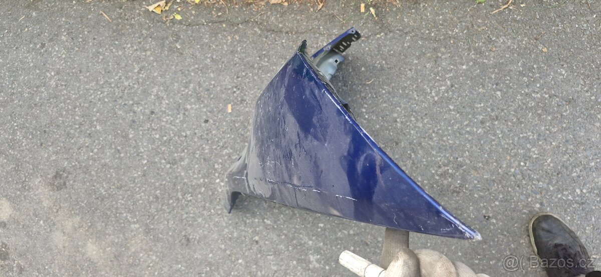 Levy predni blatnik na bmw 1 e87 - 3