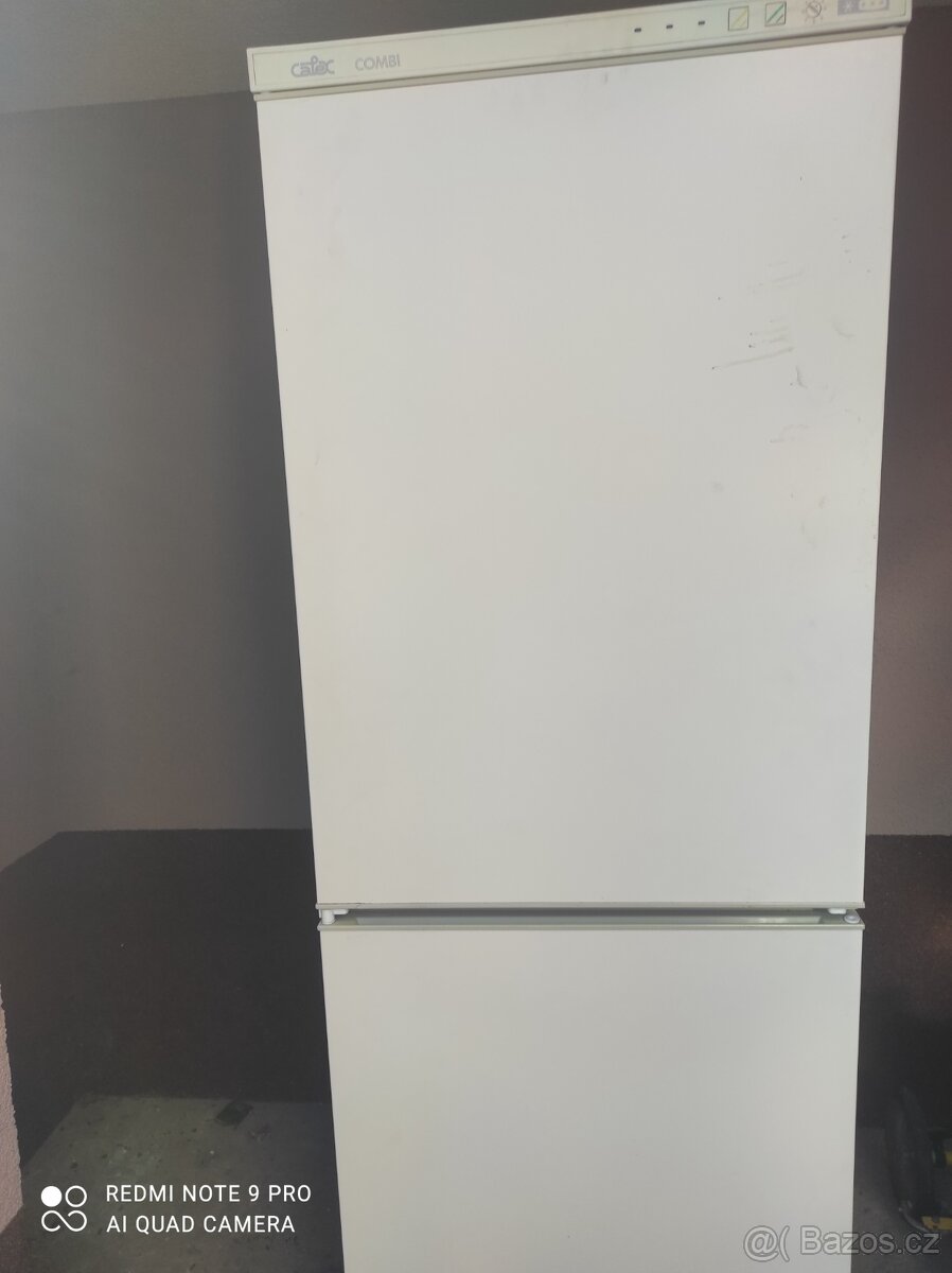 Velká lednice s mrazákem - 3