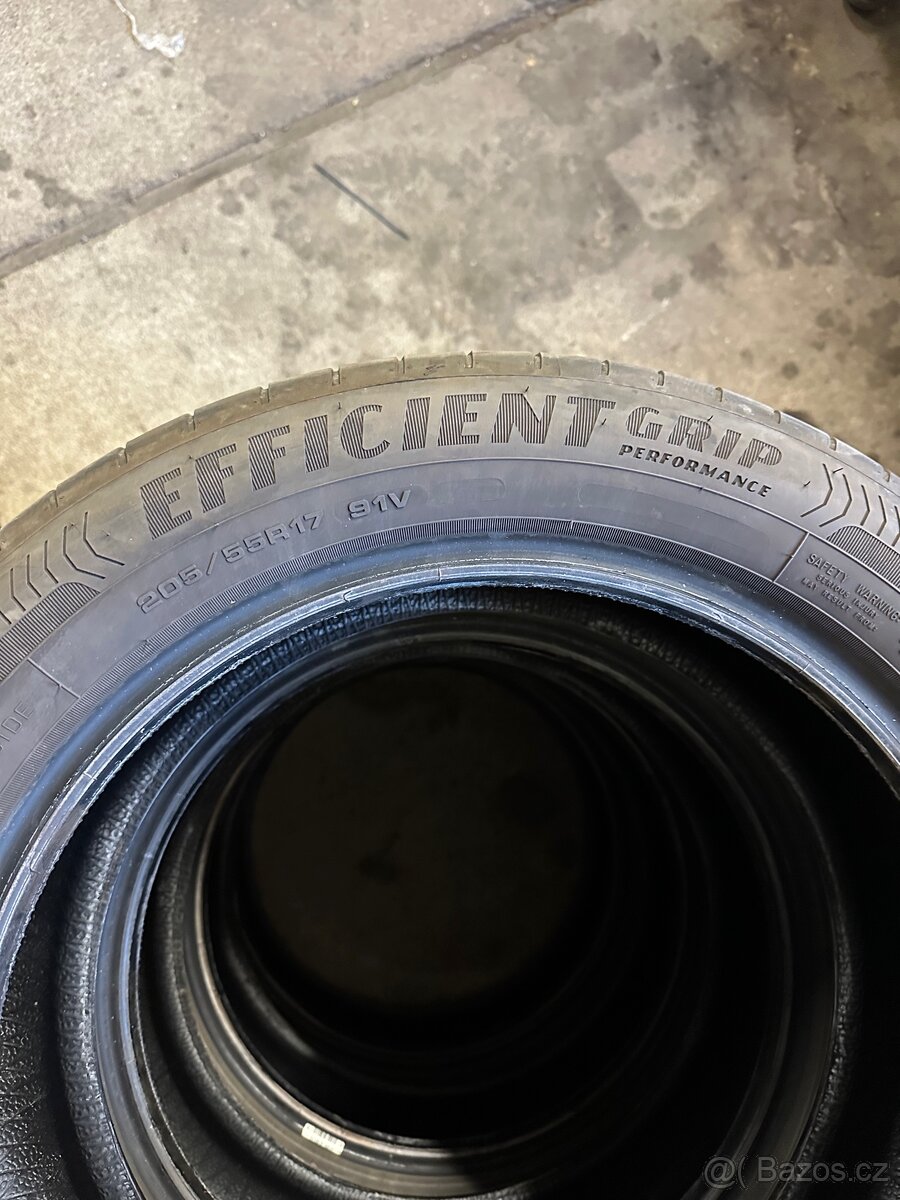 205/55 R17 Goodyear Efficientgrip Performance 2 - 3