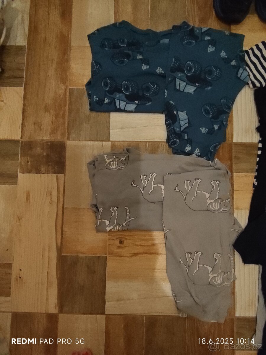 Oblečení pro chlapce cca od 4 do 10 let, velmi zachovalé - 3