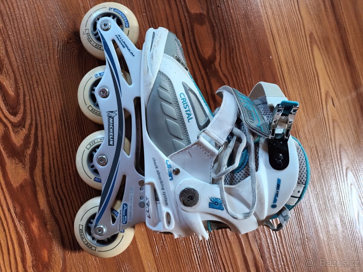 Dámské kolečkové brusle Ukan - 3