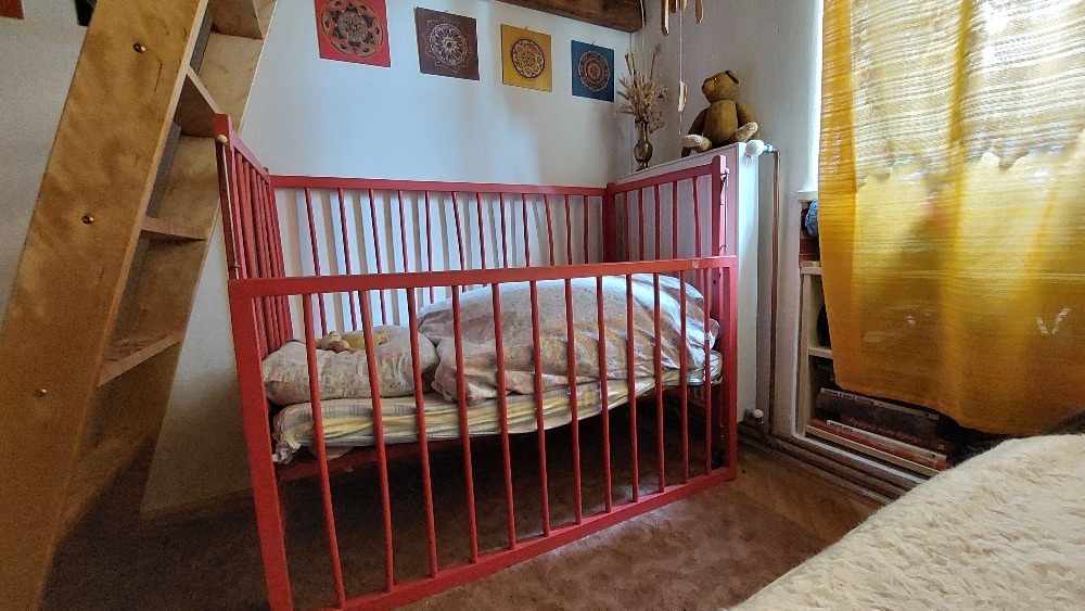 dětská stará postýlka - 3