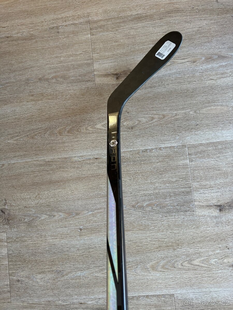 Hokejka Bauer PROTO R, pravá, P28, flex 87 - 3