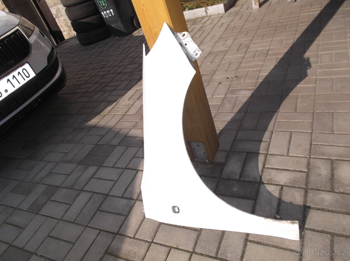 ŠKODA FABIA 2-ROOMSTER-BLATNÍK-NÁRAZNÍKY-SVĚTLA - 3