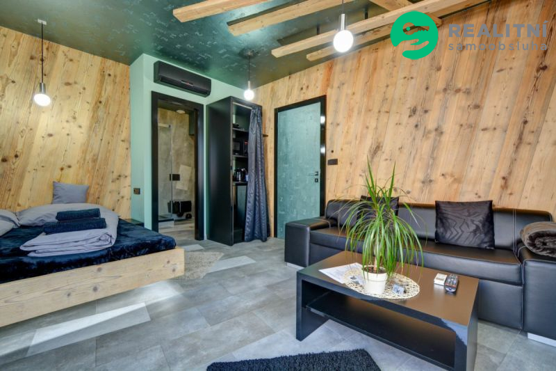 Prodej obchodního prostoru 1 100 m² Šumperk, Dr. E.... - 3