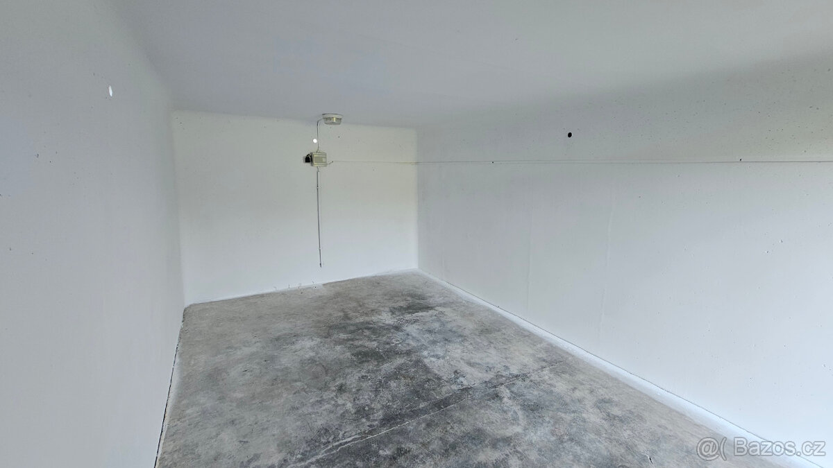 Prodám garáž v Letovicích - aktuálně rezervace - 3