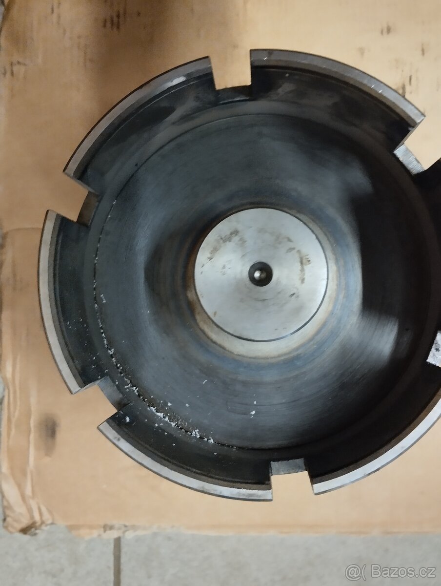 Část z vývodového koše - 3