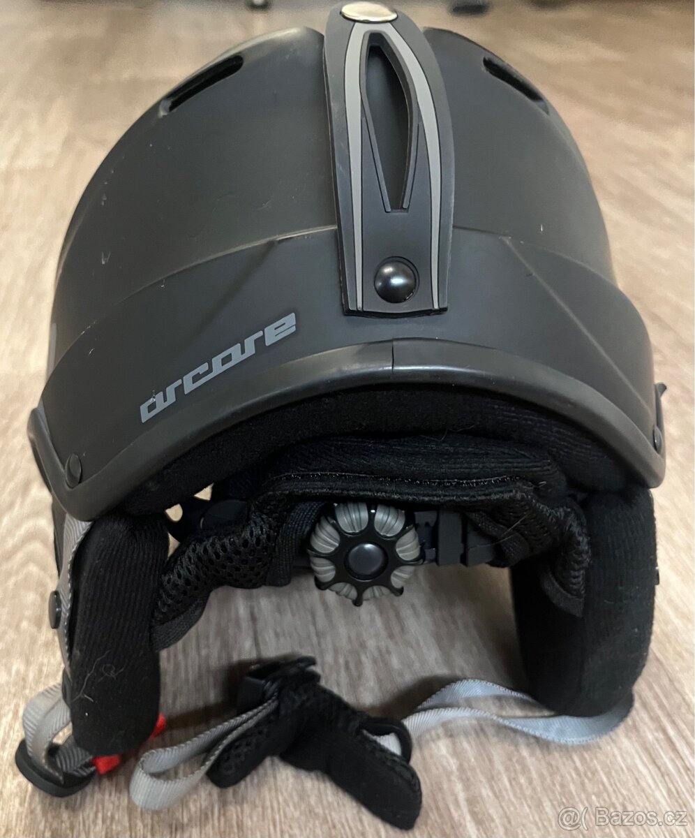 Helma na lyžování - 3