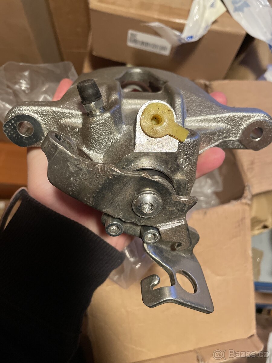 Zadný brzdič ford Mondeo - 3