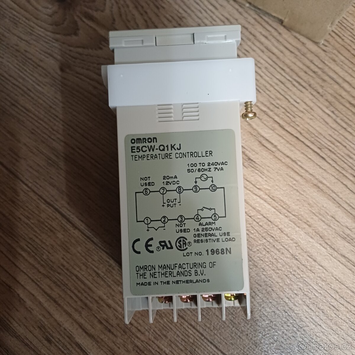 OMRON E5CW Digitální regulátor teploty - 3