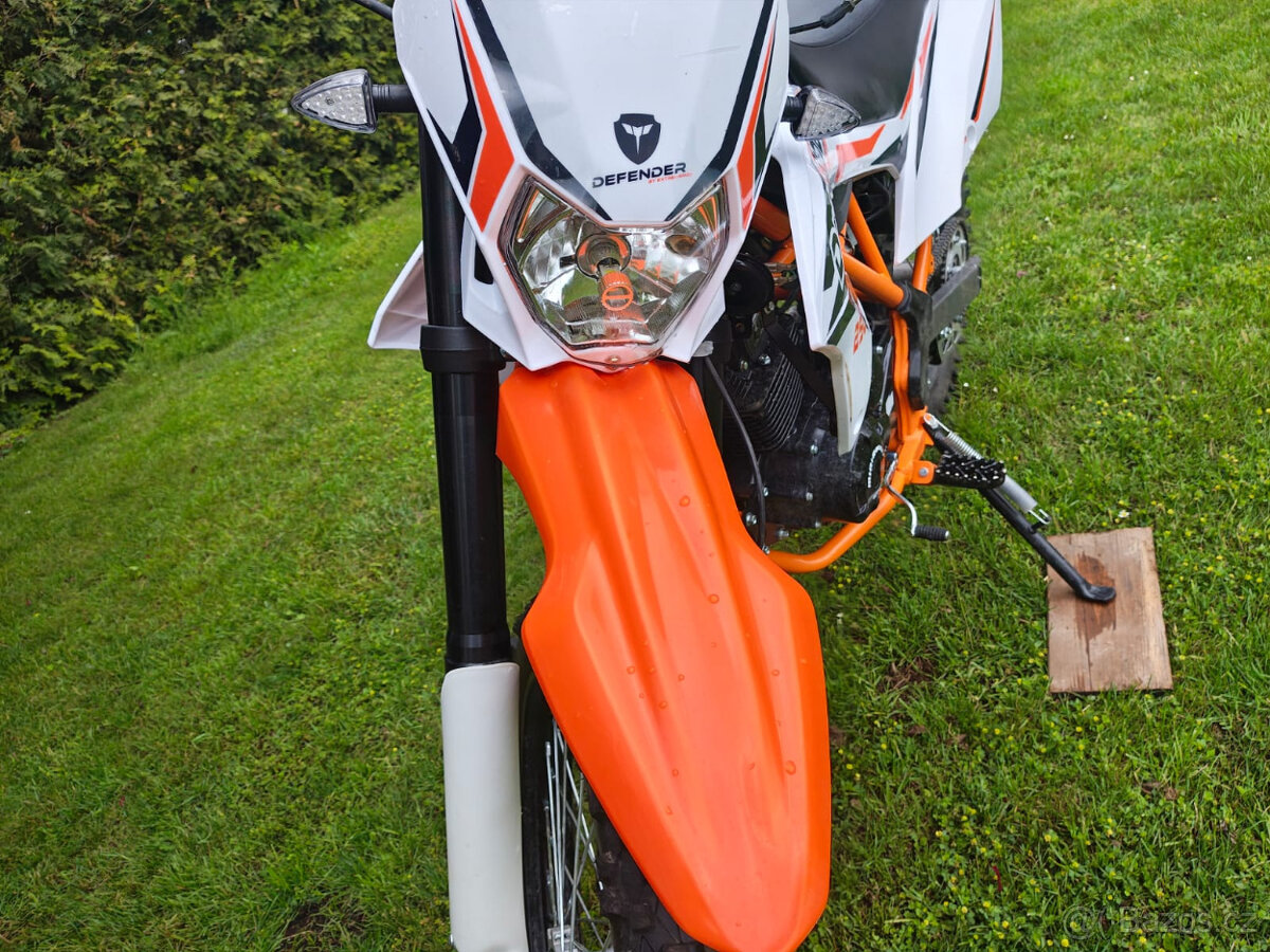 MiniRocket Mikilon Defender 250RR kola 21/18 oranžová