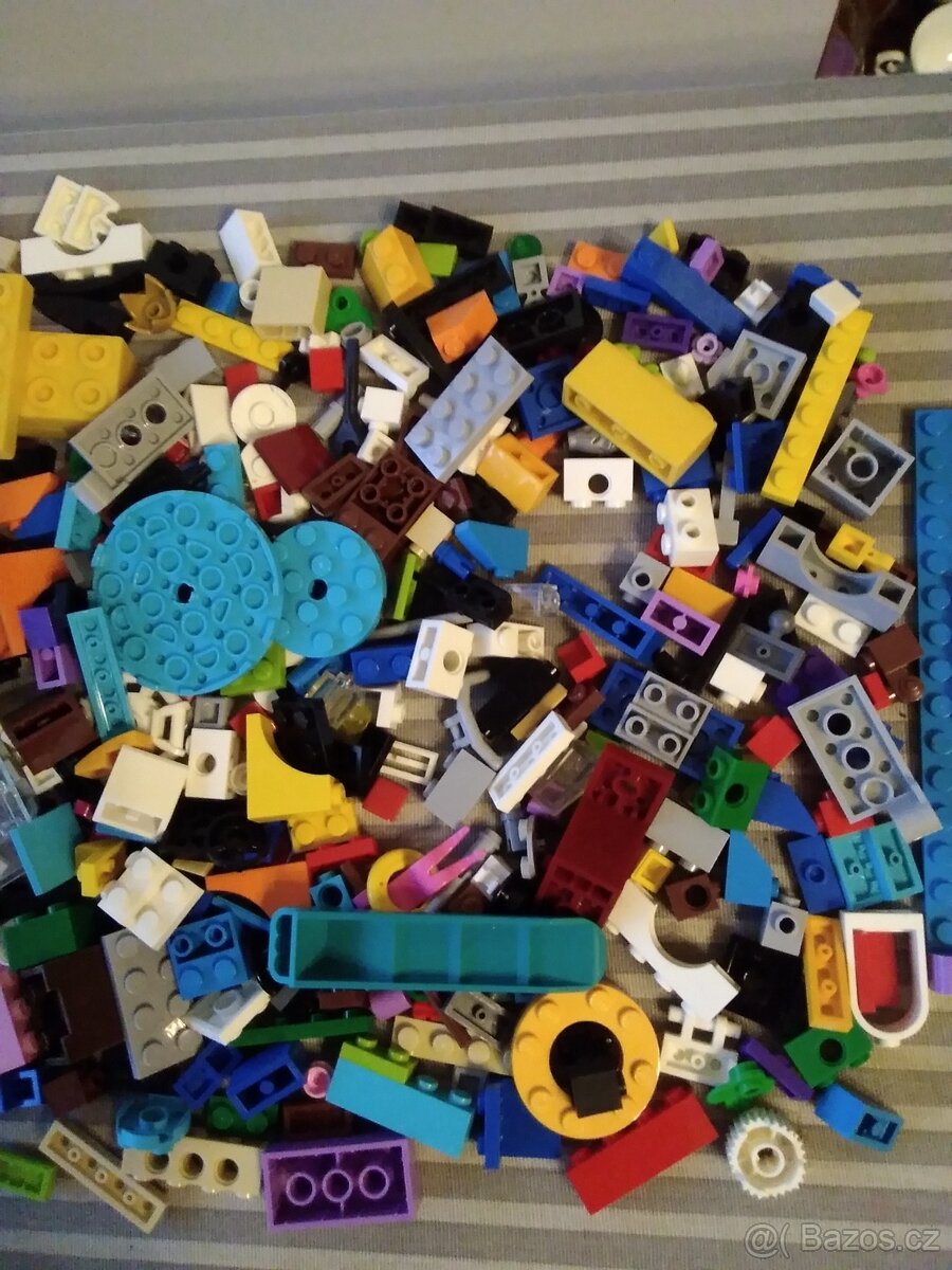 Mix kostiček Lego originál z různých stavebnic. - 3