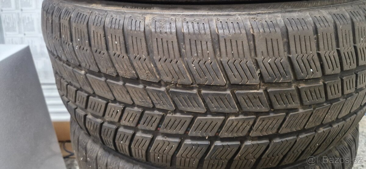 Pneu Barum Polaris 215/55/16 - 3