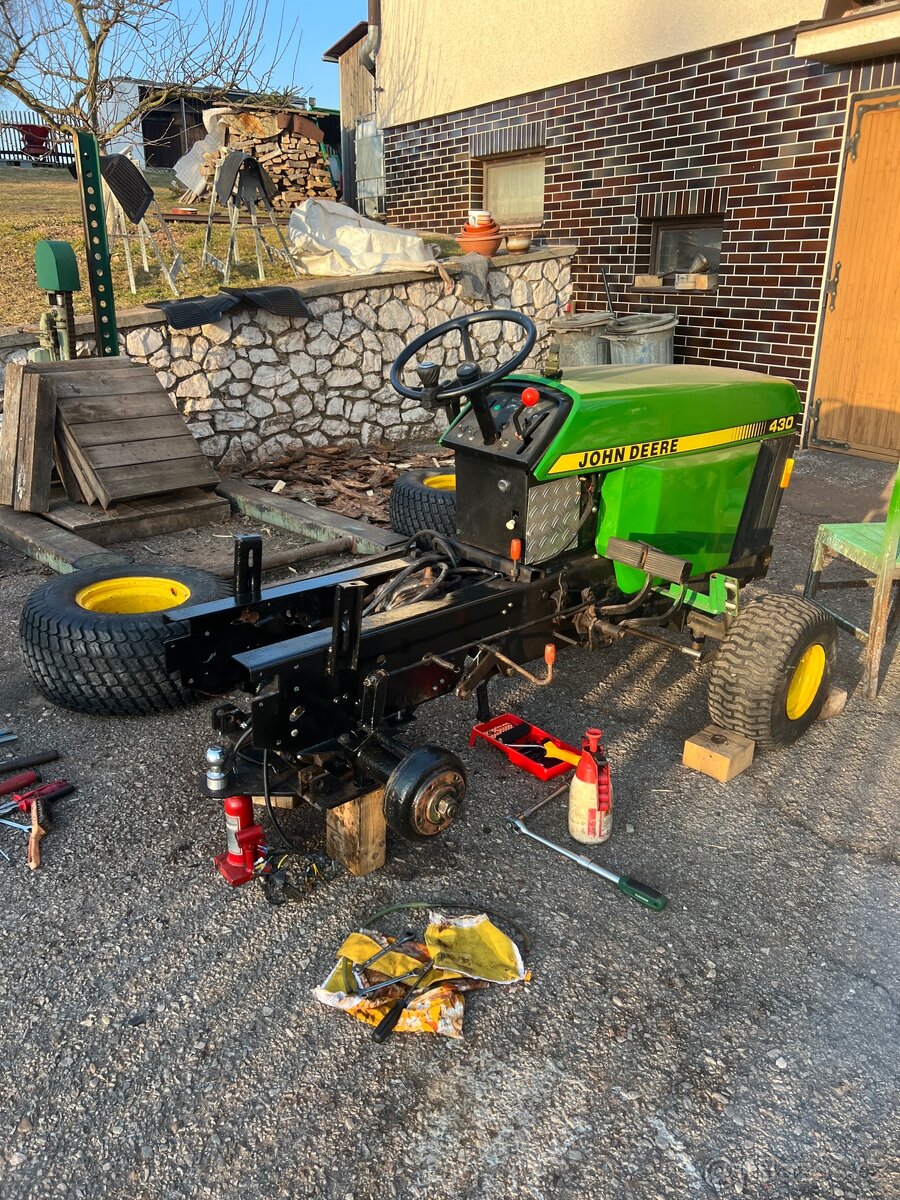 John Deere 430 - 3