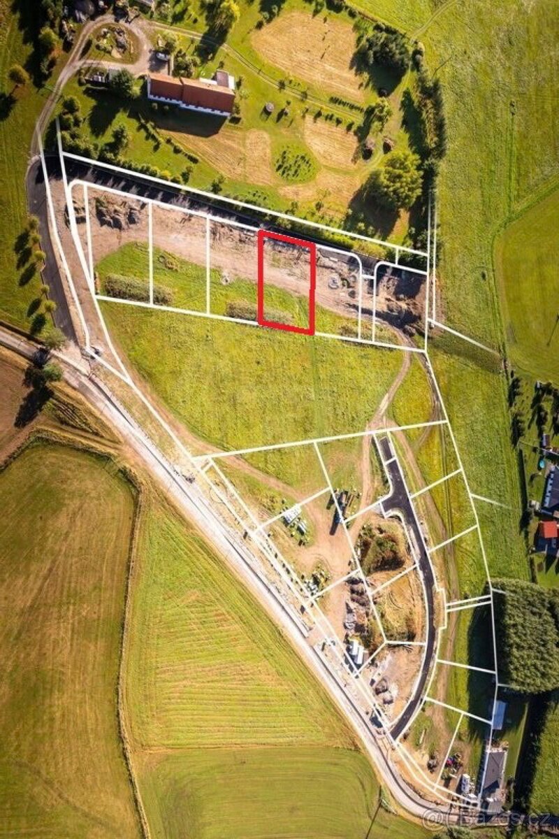 STAVEBNÍ PARCELA 927m2 Lipí u Českých Budějovic - 3