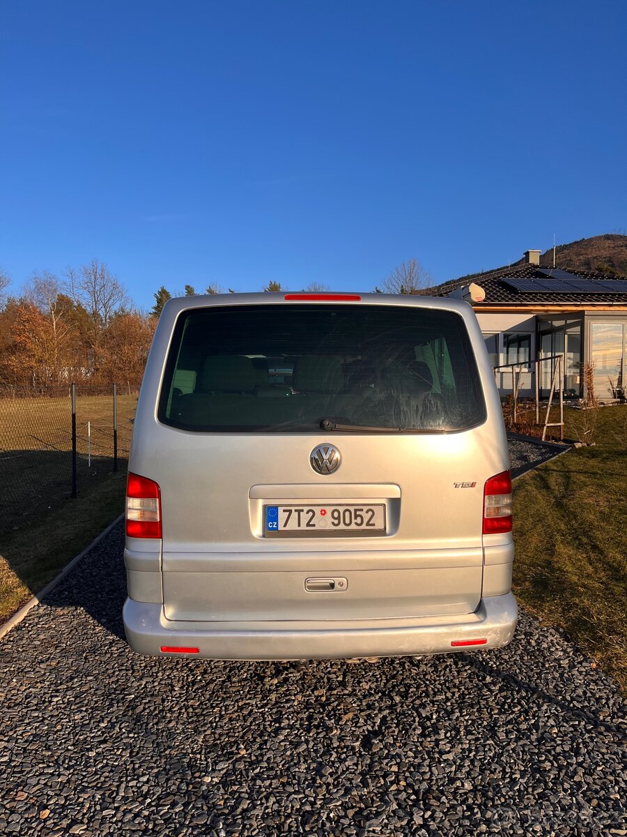 VW Multivan T5 96kw, TDI - 3