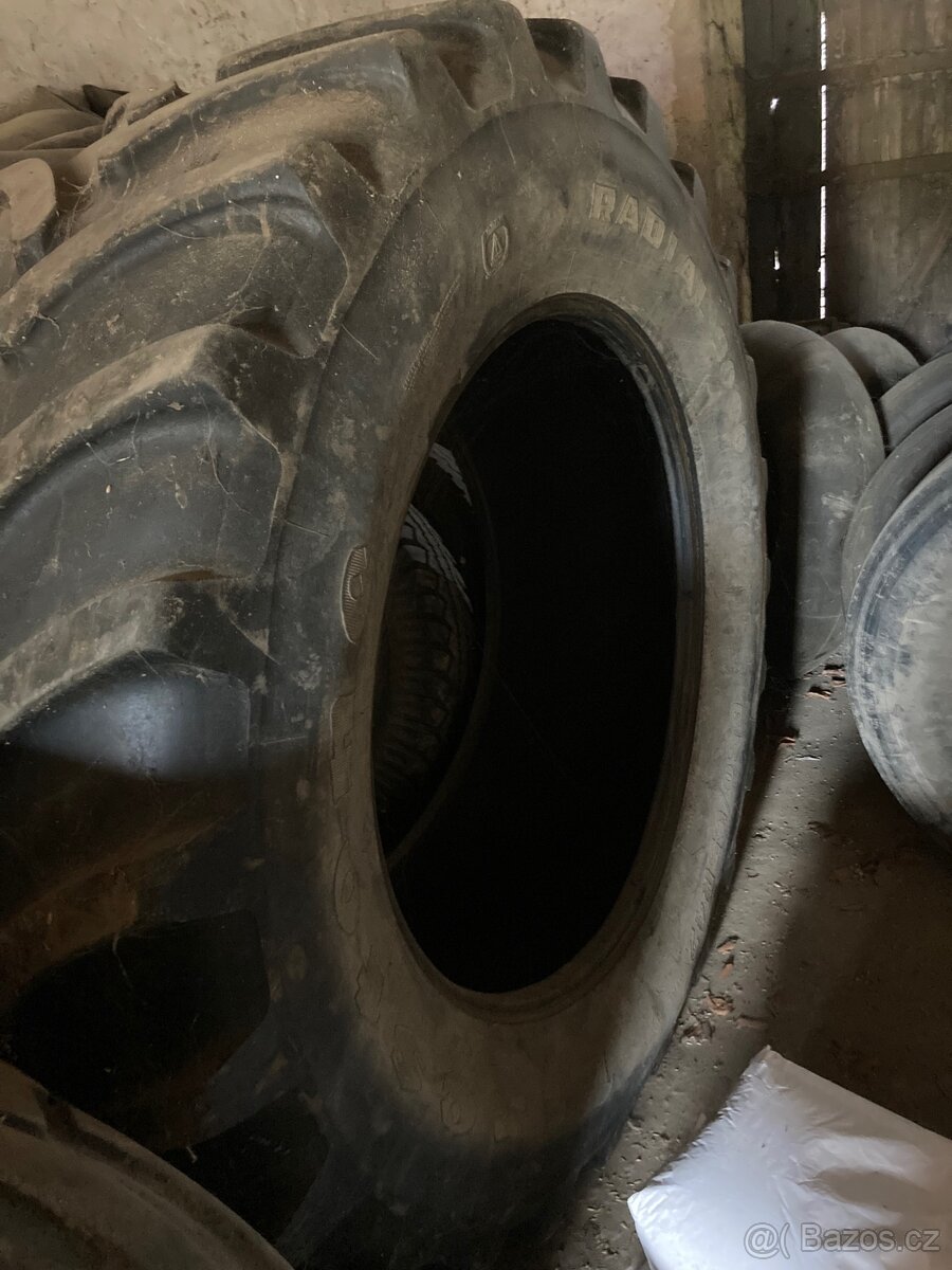 Traktorová pneu - 3