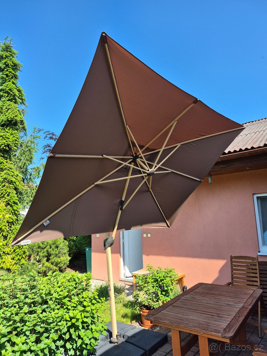 Slunečník s boční nohou - 3