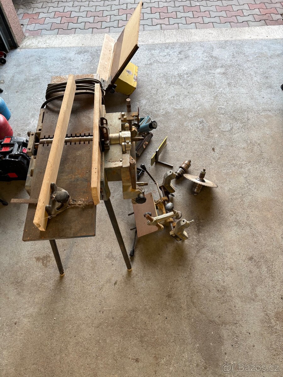 Kombinovaný stroj MS250 - 3