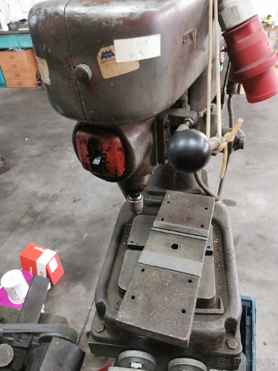 Vrtačka V6 se stojanem - 3