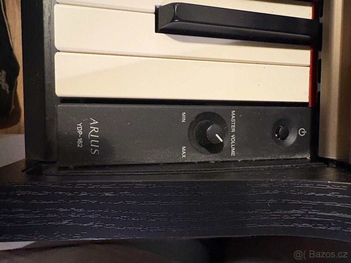 Yamaha Arius YDP 162 - 3