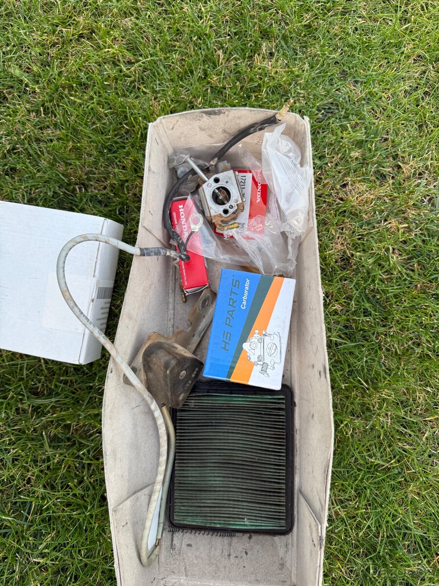 Vibrační pěch Bomag 65/4 po servise - 3