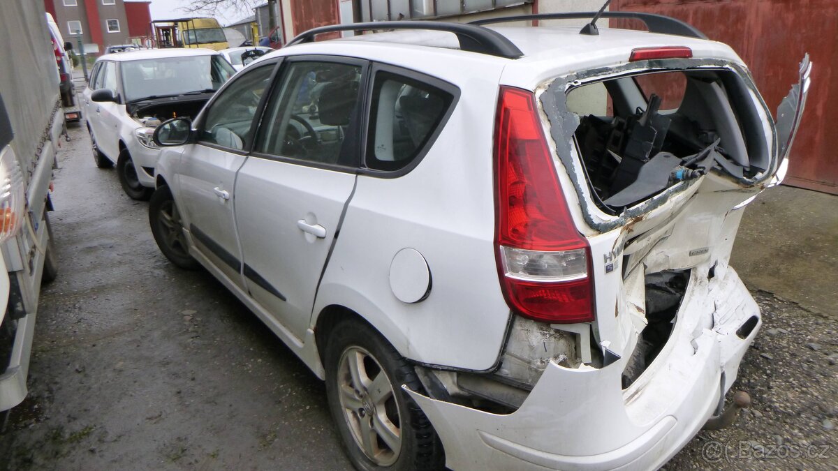 Hyundai i30kombi 1.6crdi 85kW, D4FB, r.v.2010 - 3