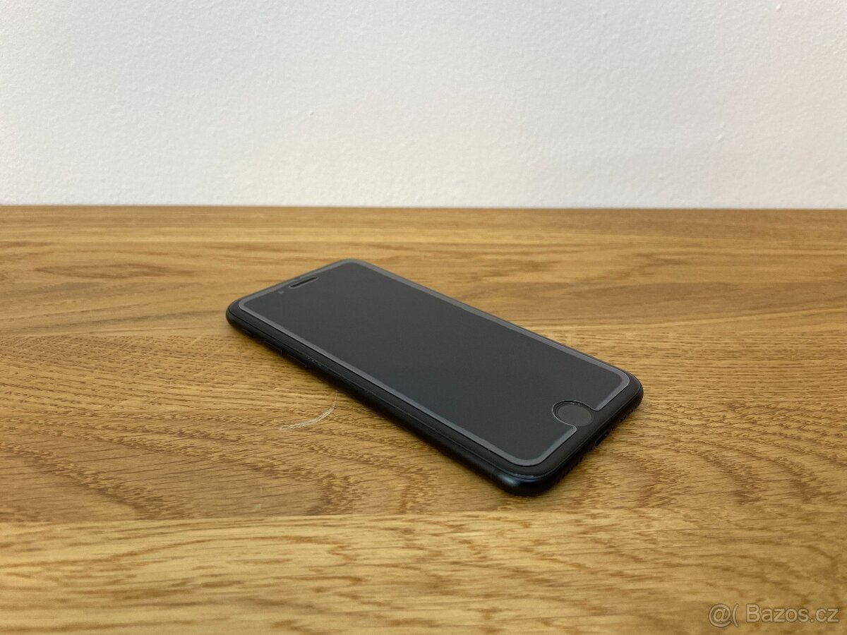 iPhone SE2020 128GB Black - 3