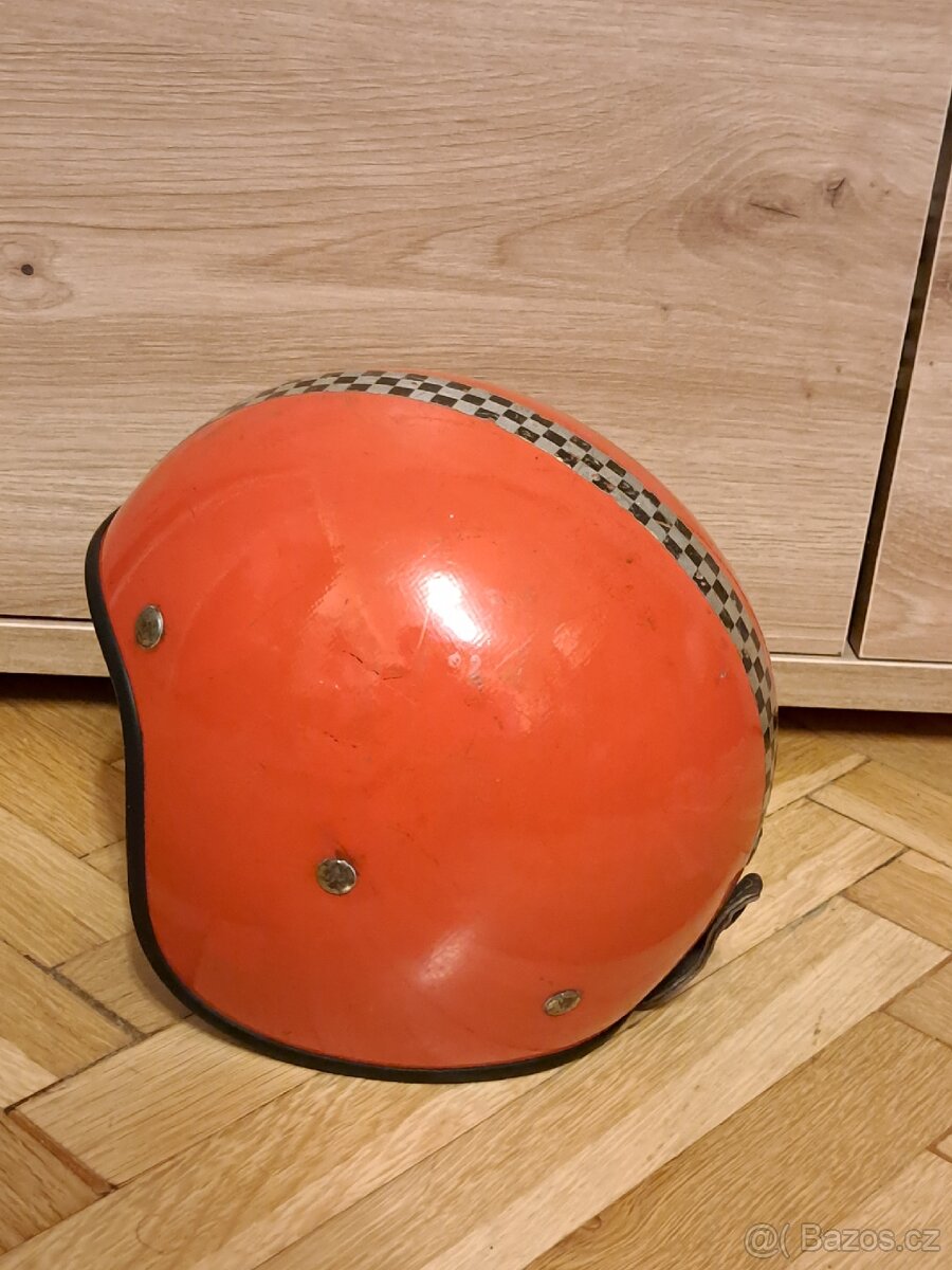 Přilba na veterána, retro přilba- JAS PARDUBICE- malá - 3