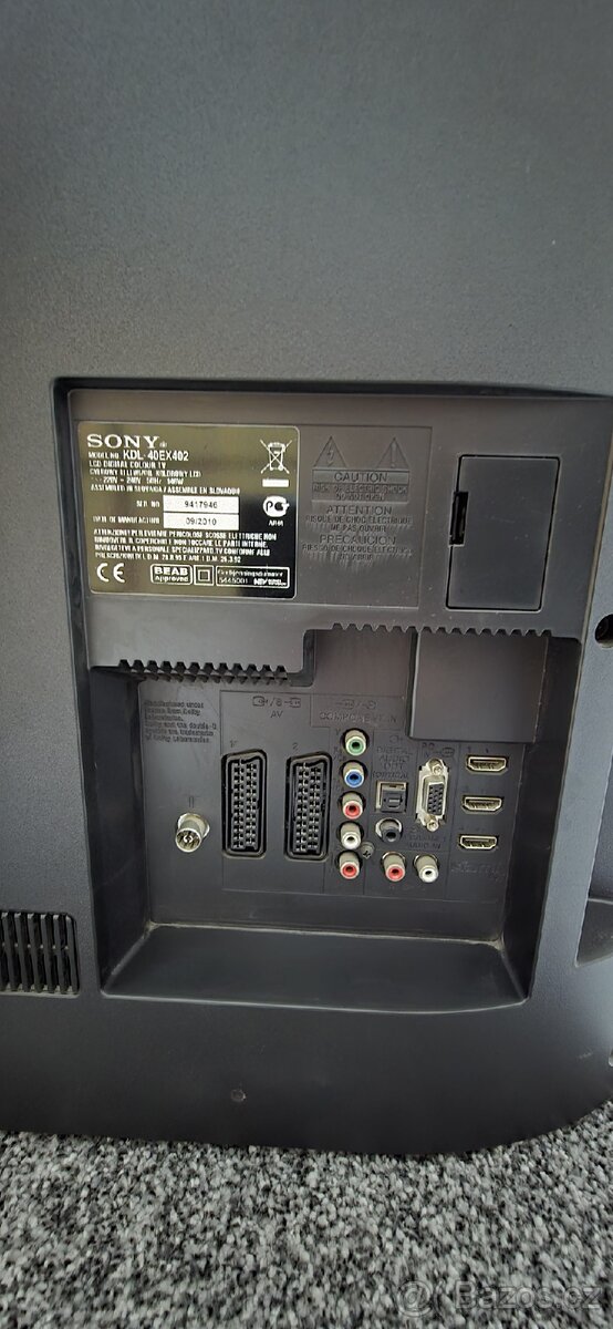 Prodám Sony Bravia KDL-40EX402 bez stojanu - 3