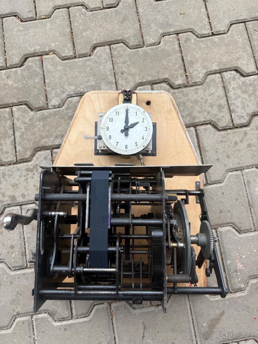 Píchačky docházkové hodiny Elektročas - 3