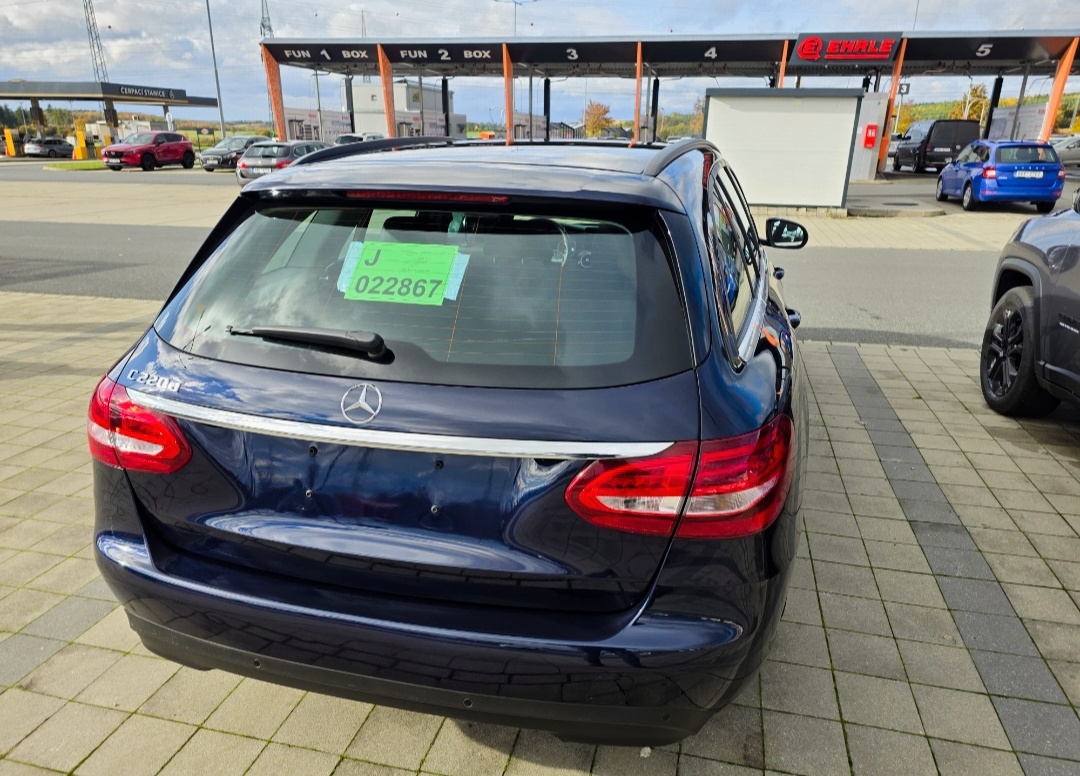 Mercedes Benz C220 W205, 143kw ,104000km - 3