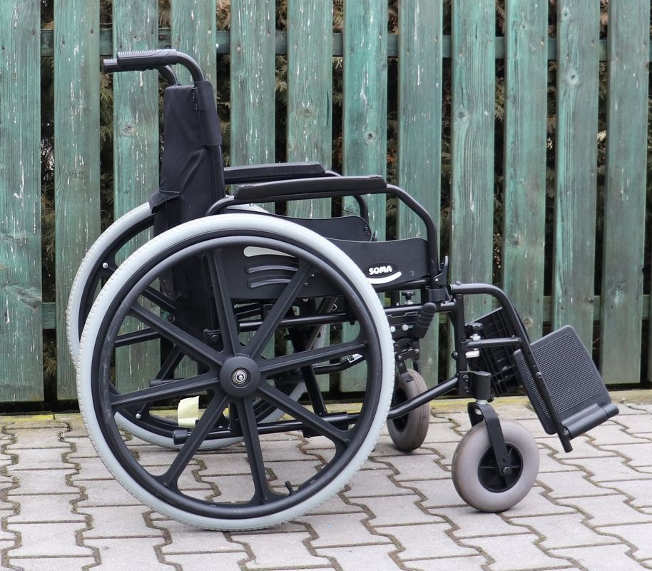 083-Mechanický invalidní vozík Sona. - 3