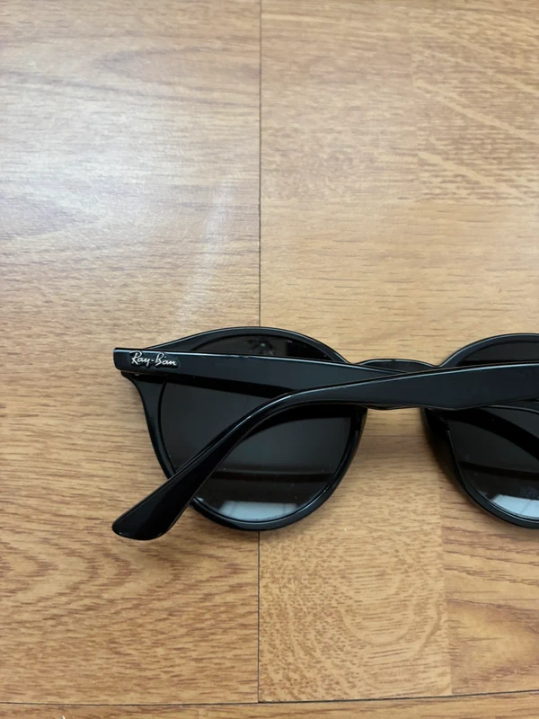 Sluneční brýle značky Ray-Ban - 3