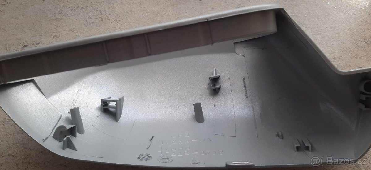 kryt zrcátka Octavia II. - 3