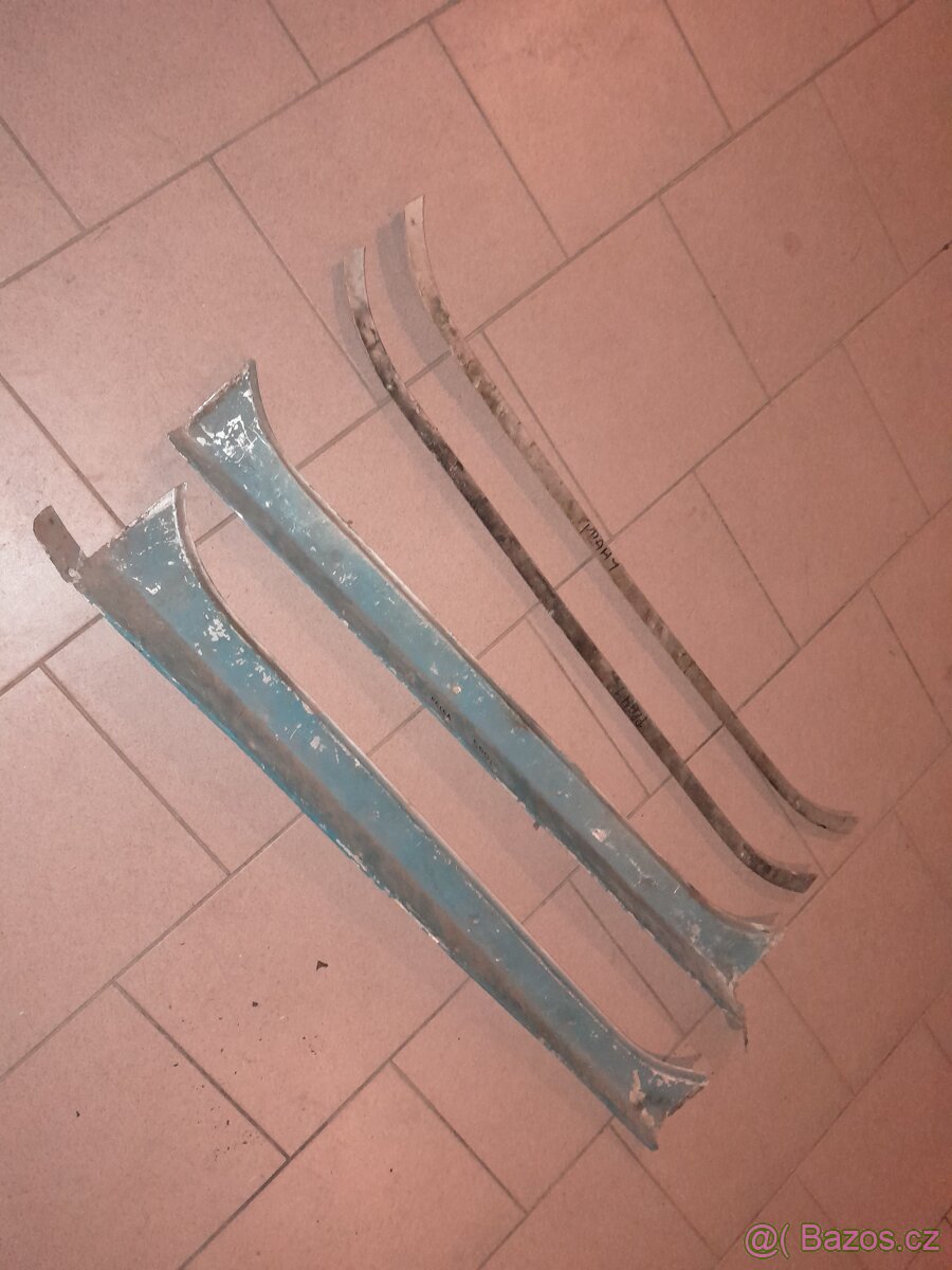 Škoda Felicia původní prahové lišty - 3