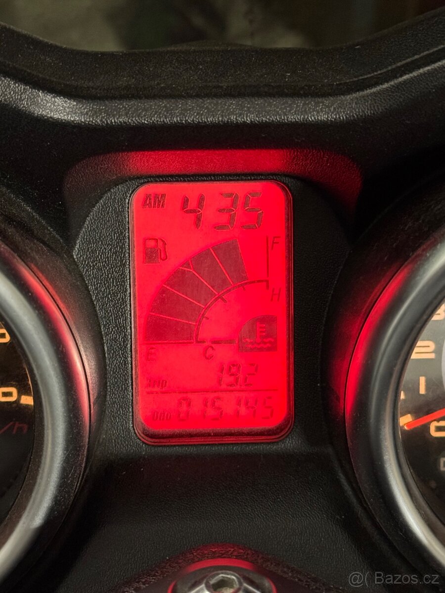 Yamaha X-MAX 125 MOMODESIGN - 3