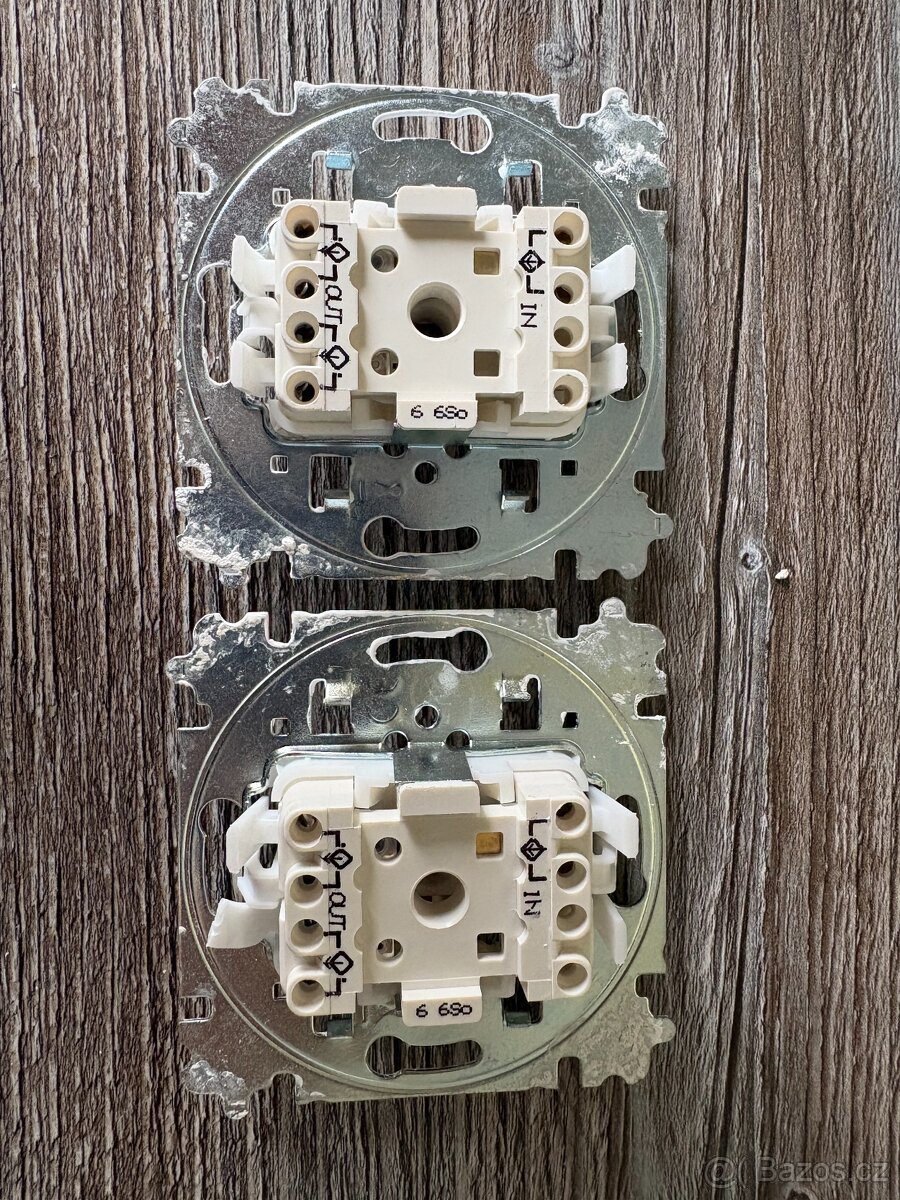 ABB levit, žaluziova tlačítka, vypínače, rámečeky - 3