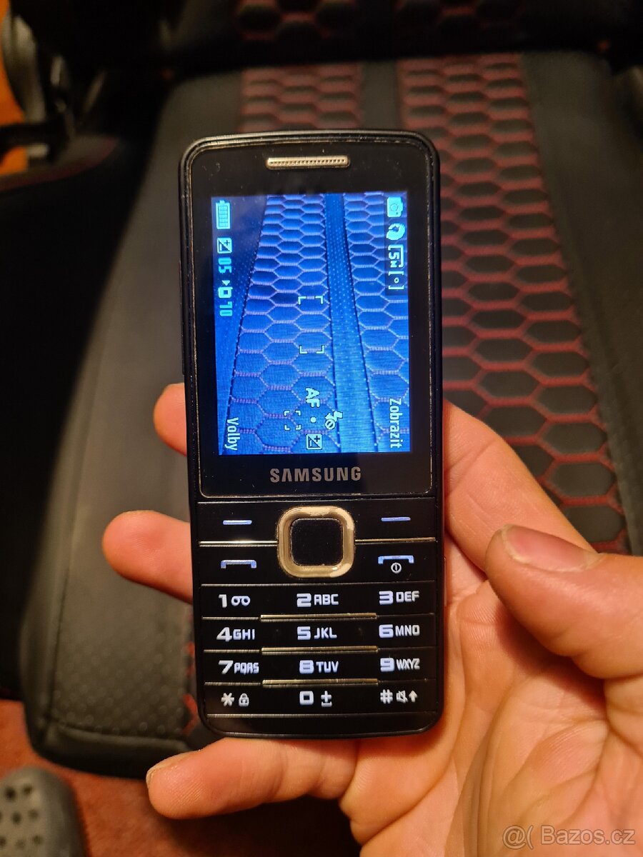 Prodám tlačítkový Samsung - 3