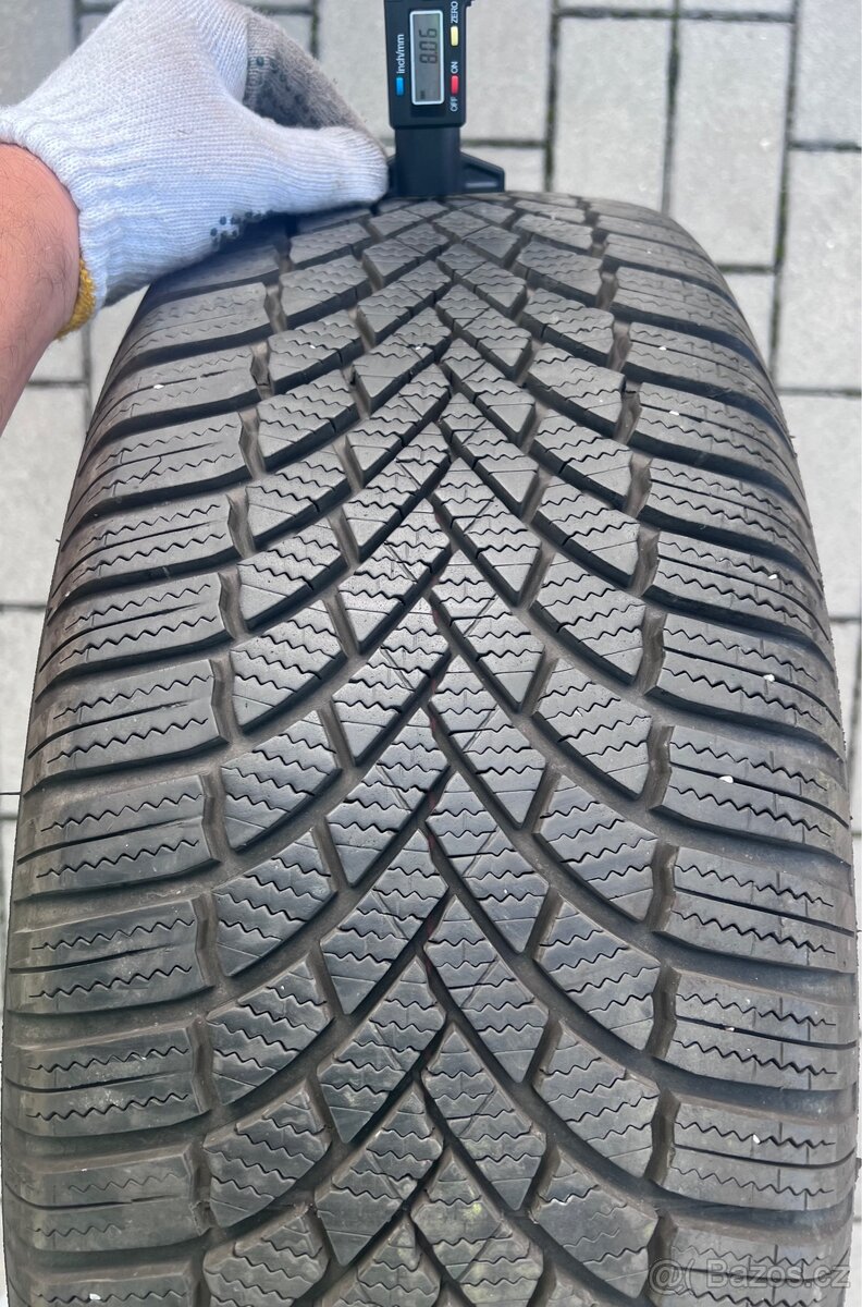 Kodiaq - 235/55 R18 - 4x zimní Bridgestone, DOT1423 - 3