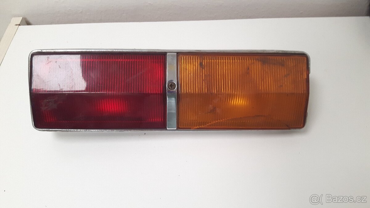 zadní světlo Lada - 3