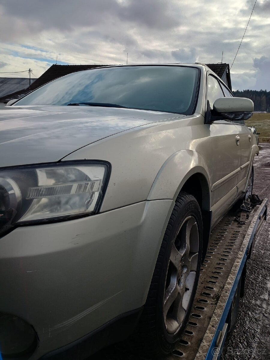 Subaru Outback 2.5i - 3
