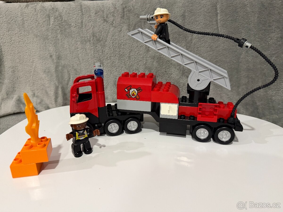 Lego Duplo 4977 Hasičské auto - 3