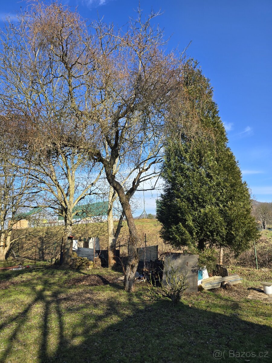 Zahrada s chatkou - 3