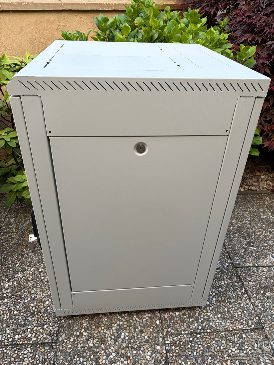 Rack skříň elektro Triton - 3